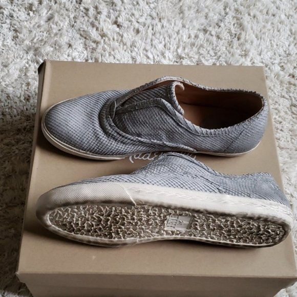 Frye Mindy Slip on - Picture 2 of 3
